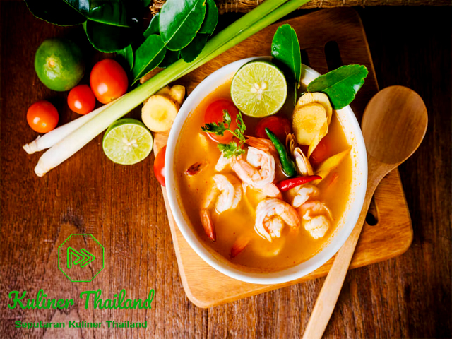 https://kulinerthailand.online/2024/10/27/resep-pembuatan-kuliner-makanan-tom-yum-soup-thailand/